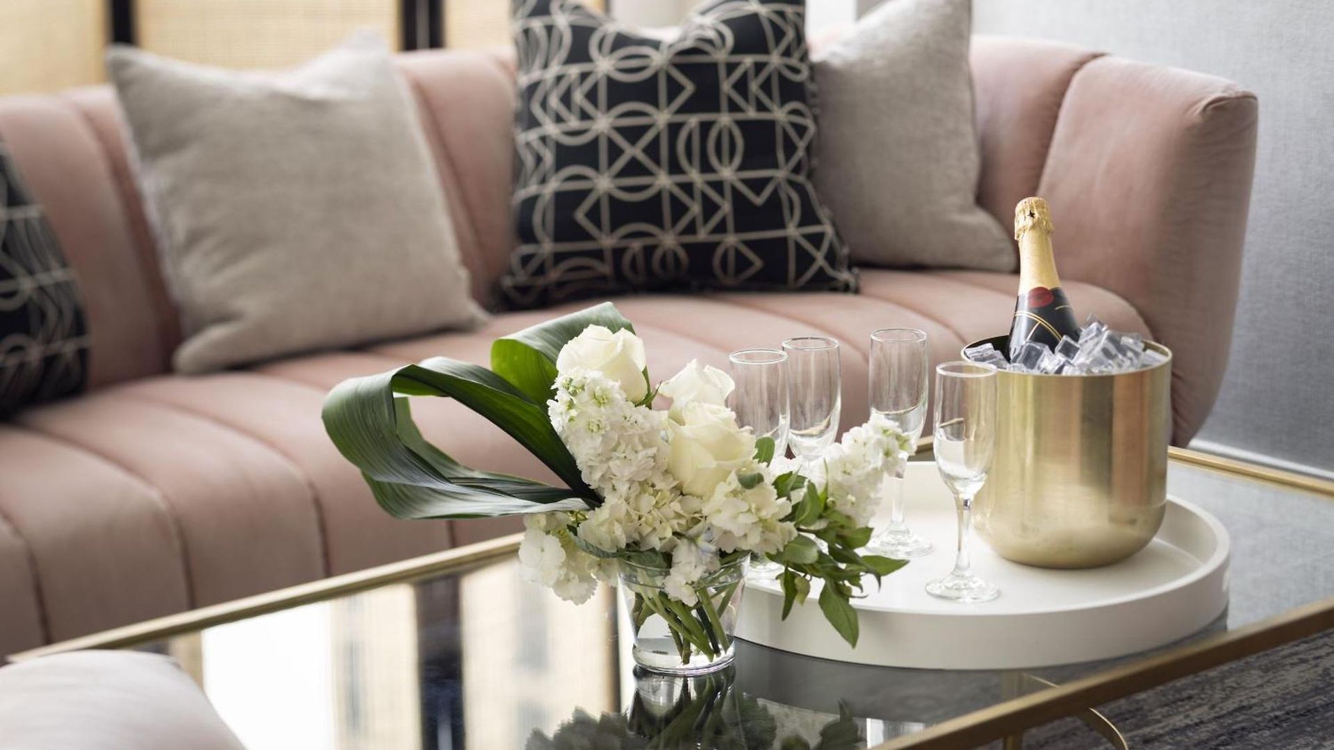 Le Meridien Hotel New Orleans
