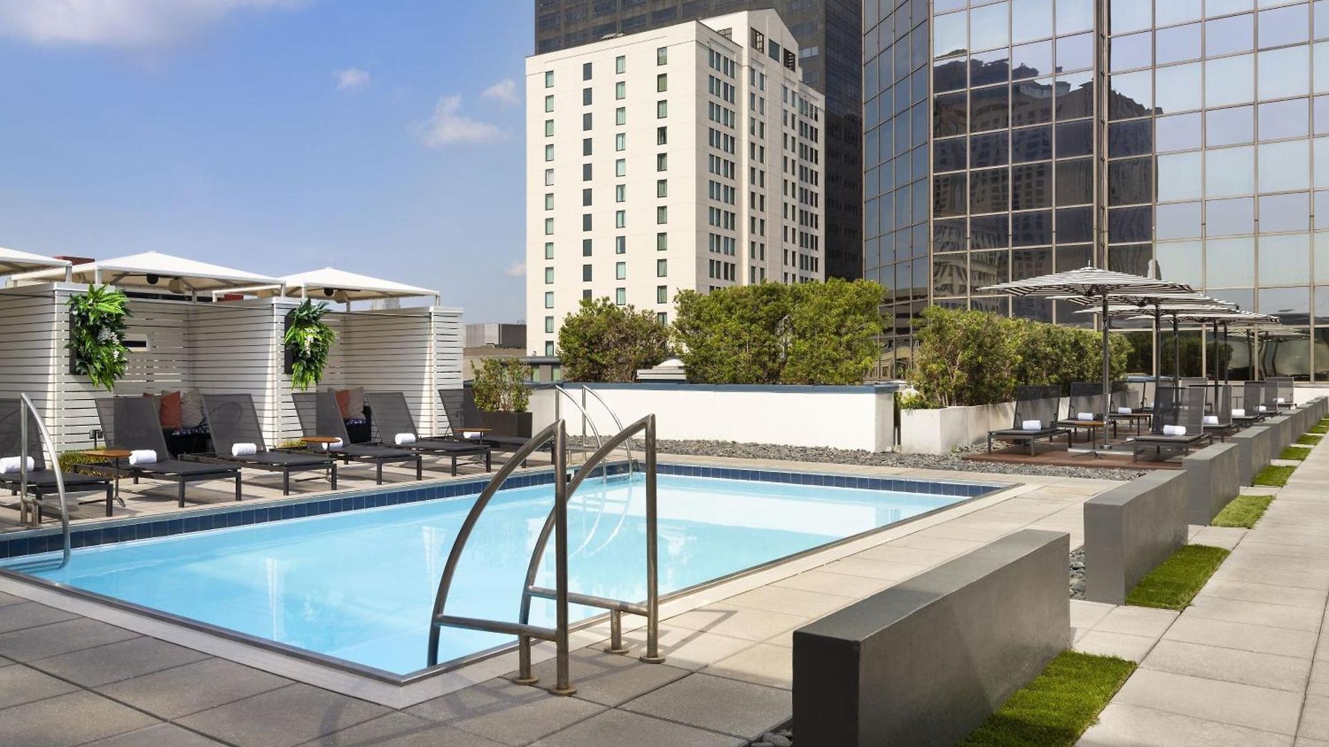 Le Meridien Hotel