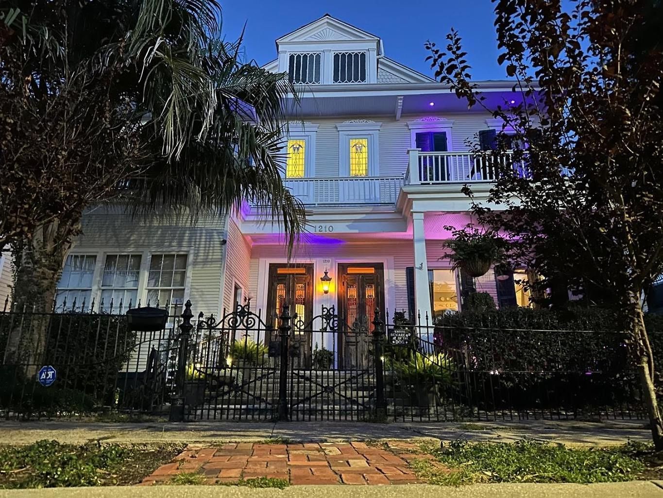 The Dragonfly Treme-close To French Quarter-heated Salt Pool