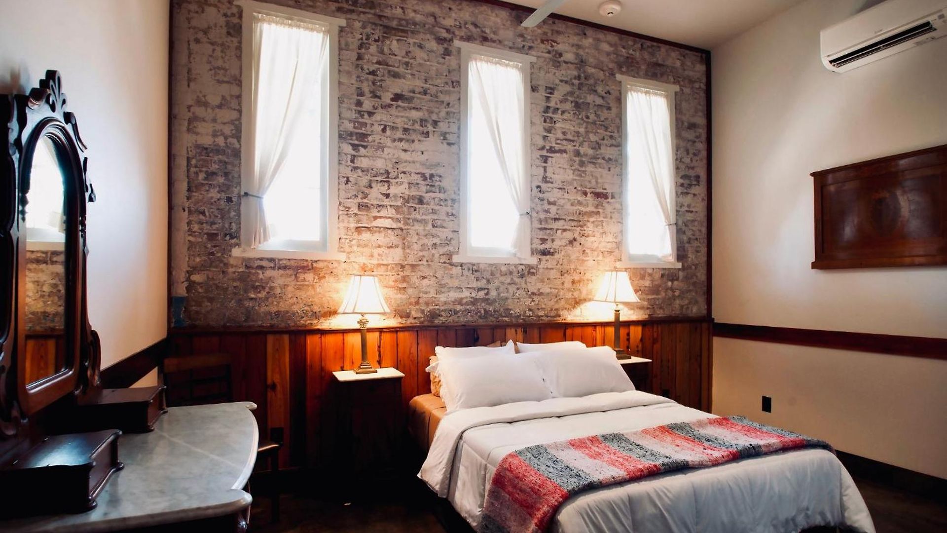 Bed & Breakfast At The Old Jail