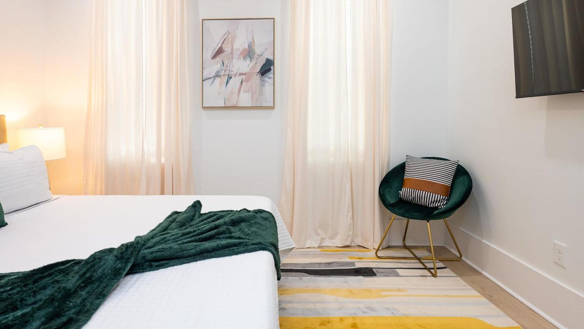 Apartment Mid-city Magic 4 *