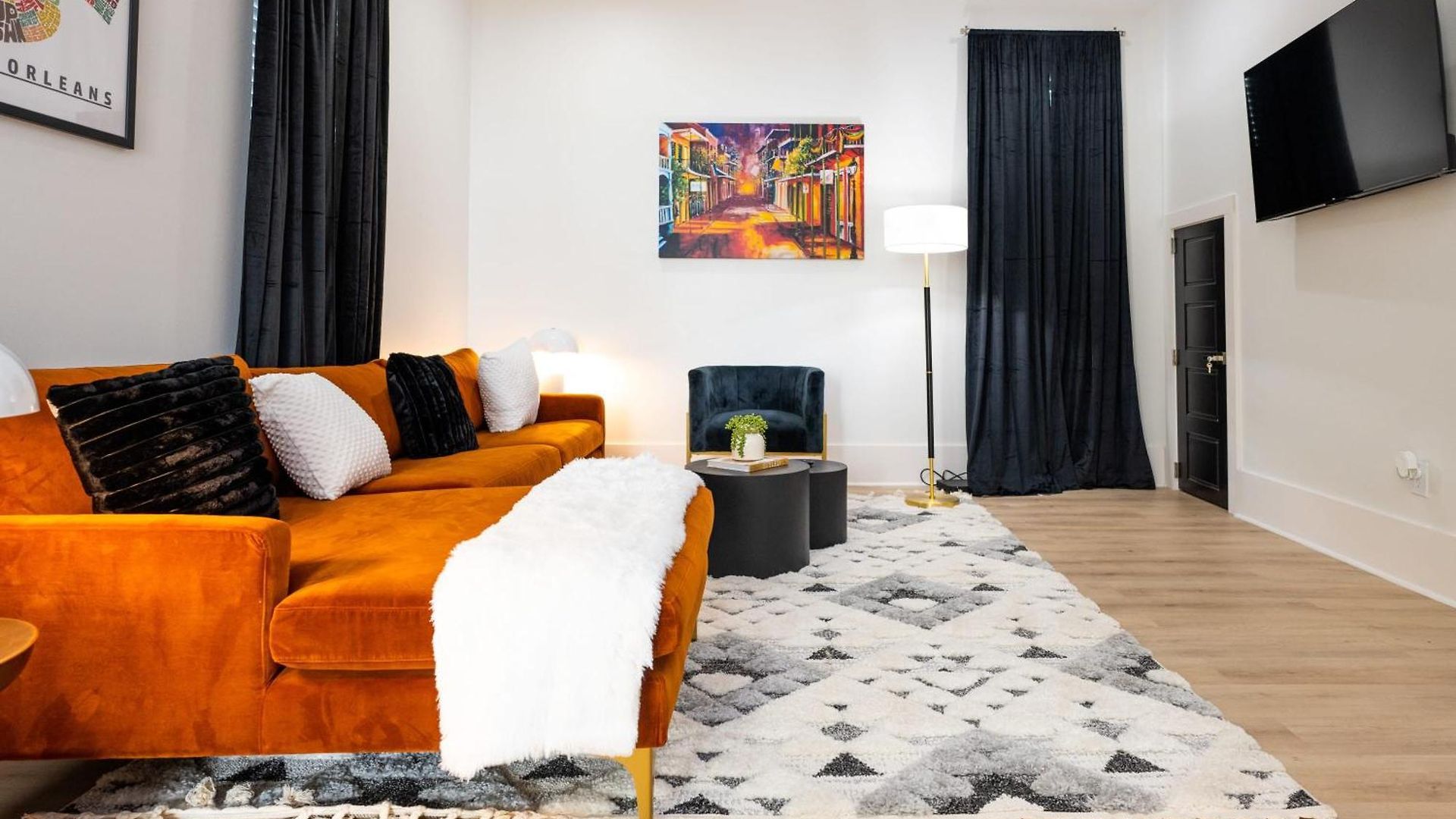 Mid-city Magic 4 *