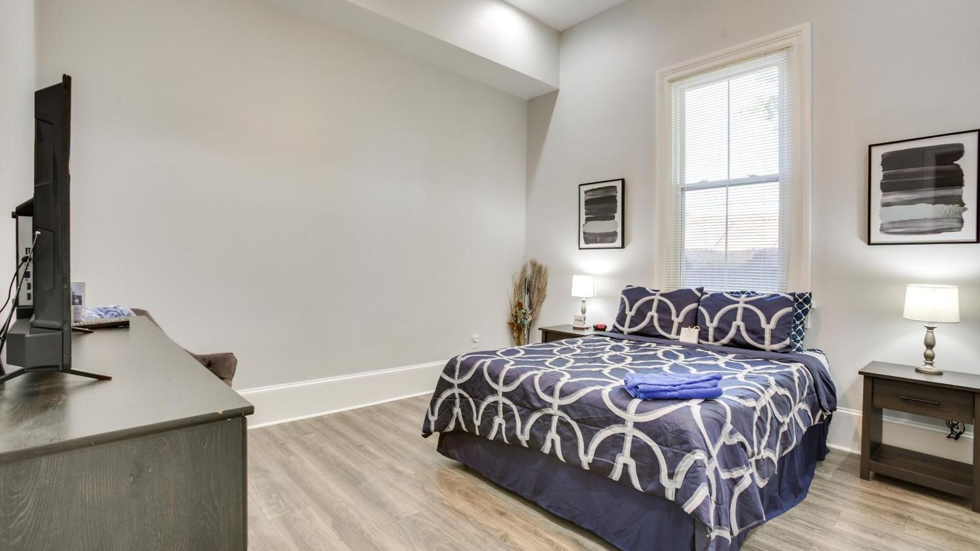 2 Mi To French Quarter: Walkable Nola *