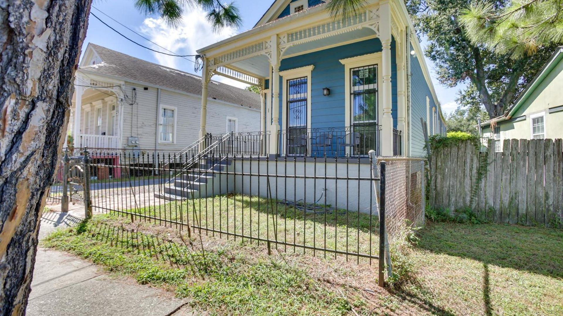 2 Mi To French Quarter: Walkable Nola Holiday home New Orleans