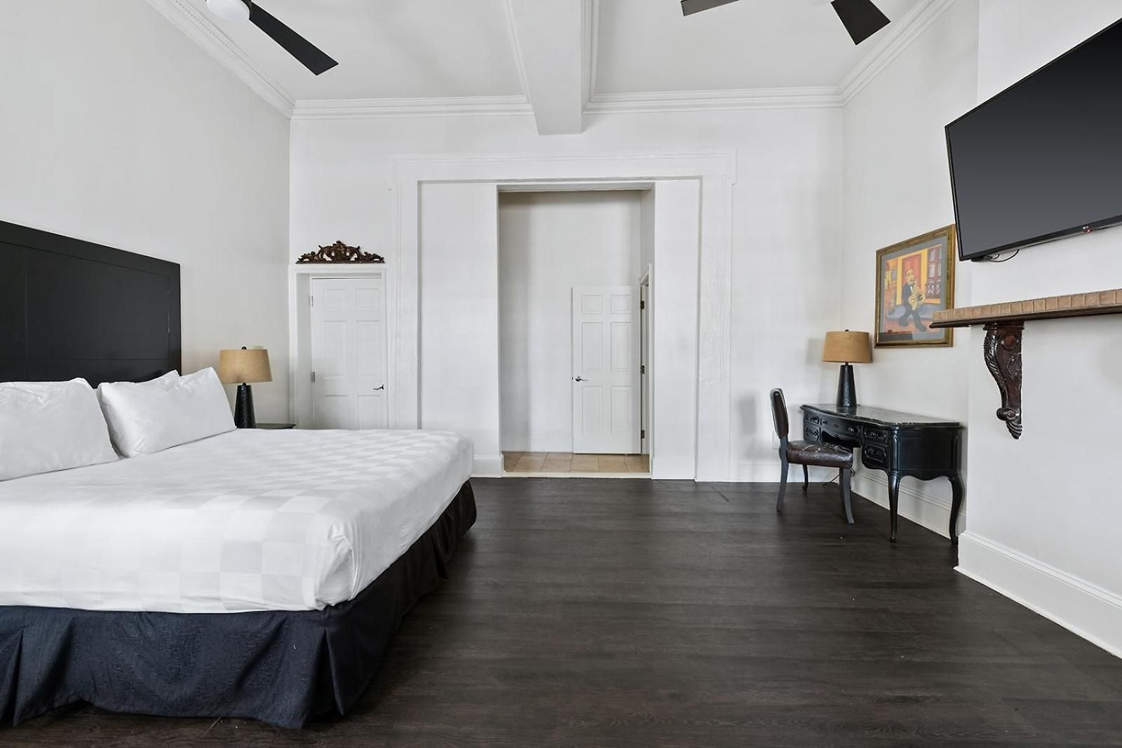 Historic Streetcar Hotel 2*