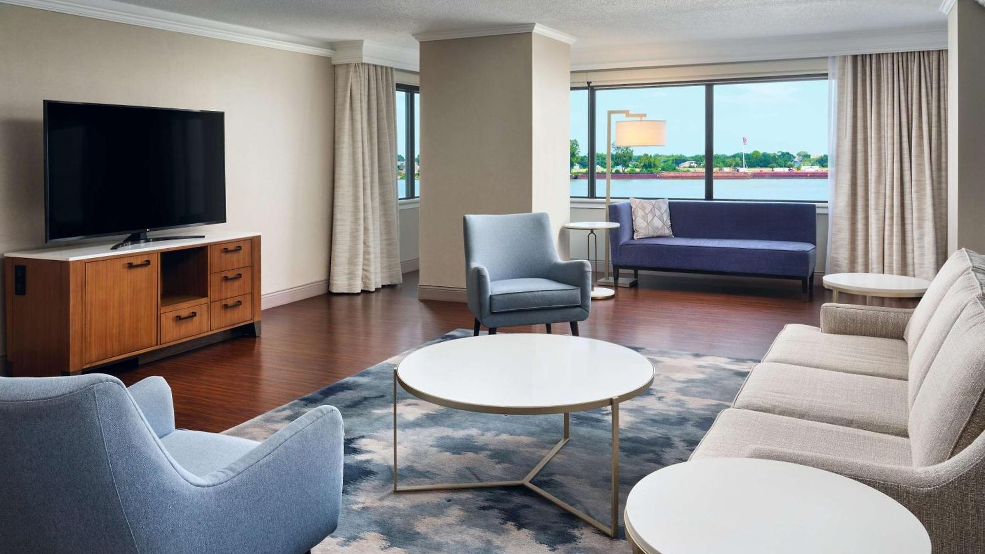 Hilton Riverside
