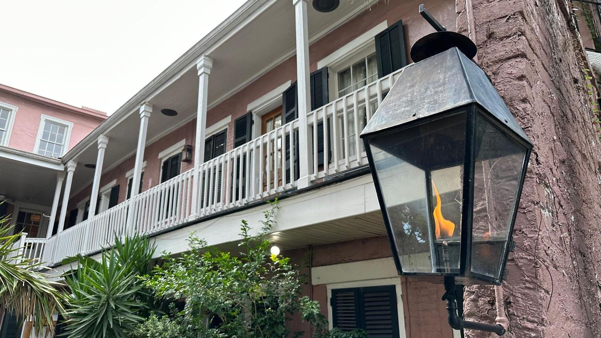 Hotel Lamothe House A French Quarter 4*
