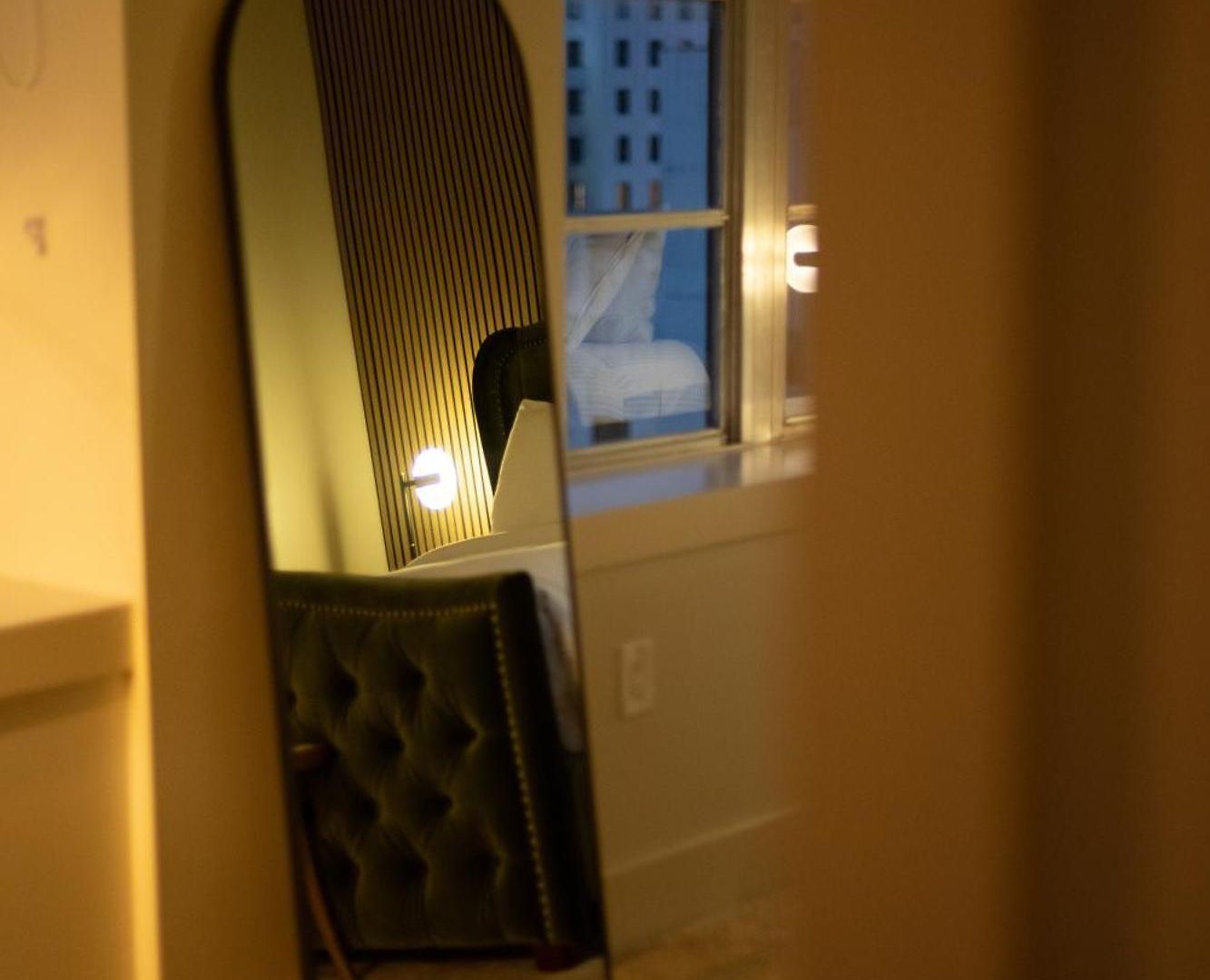 Luxury 2-bedroom Steps Away From The French Quarter * New Orleans