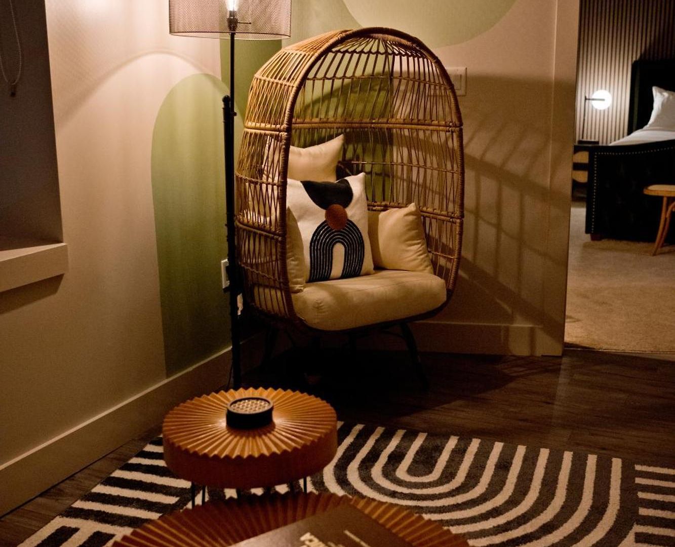 Apartment Luxury 2-bedroom Steps Away From The French Quarter *
