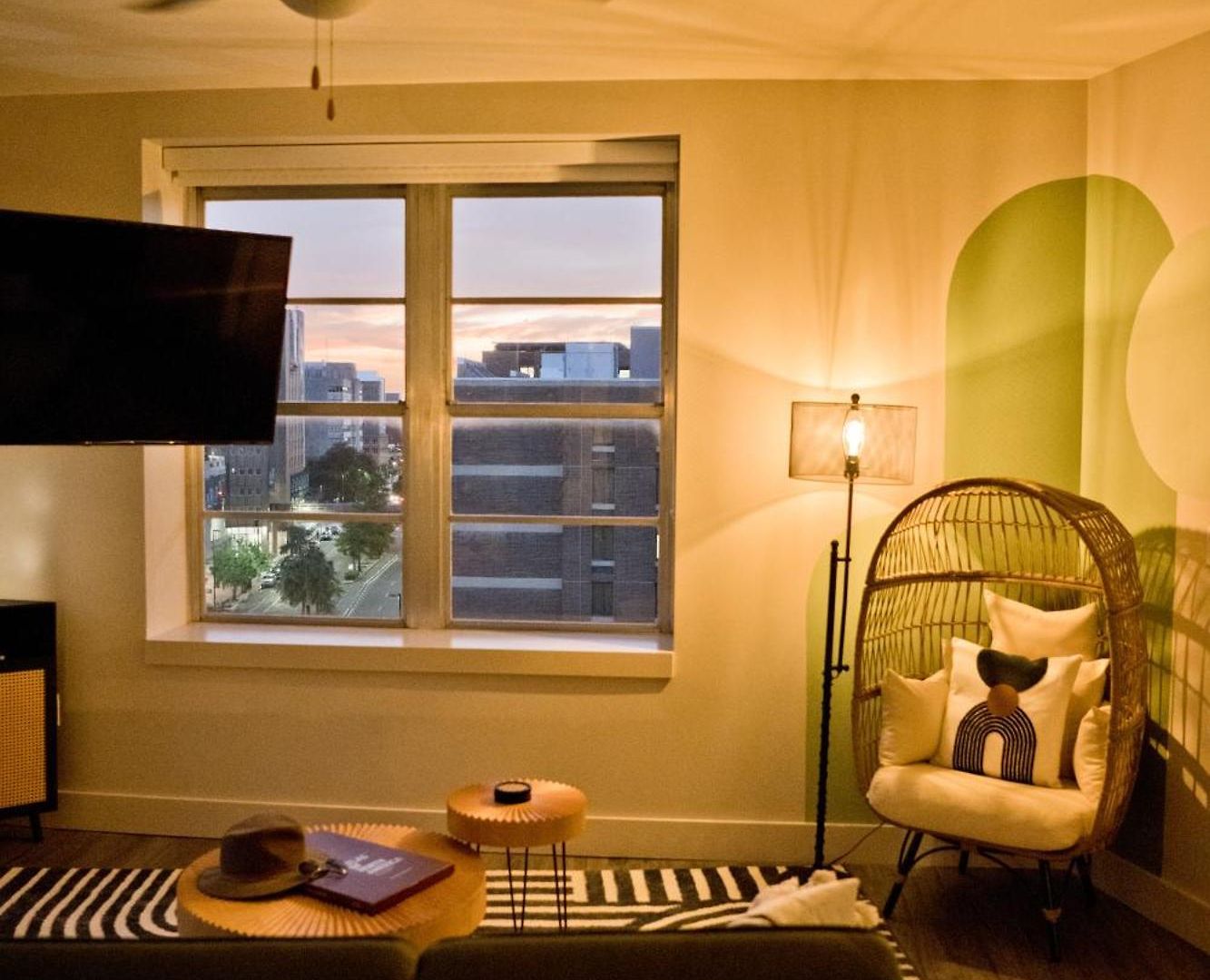 Luxury 2-bedroom Steps Away From The French Quarter Apartment New Orleans