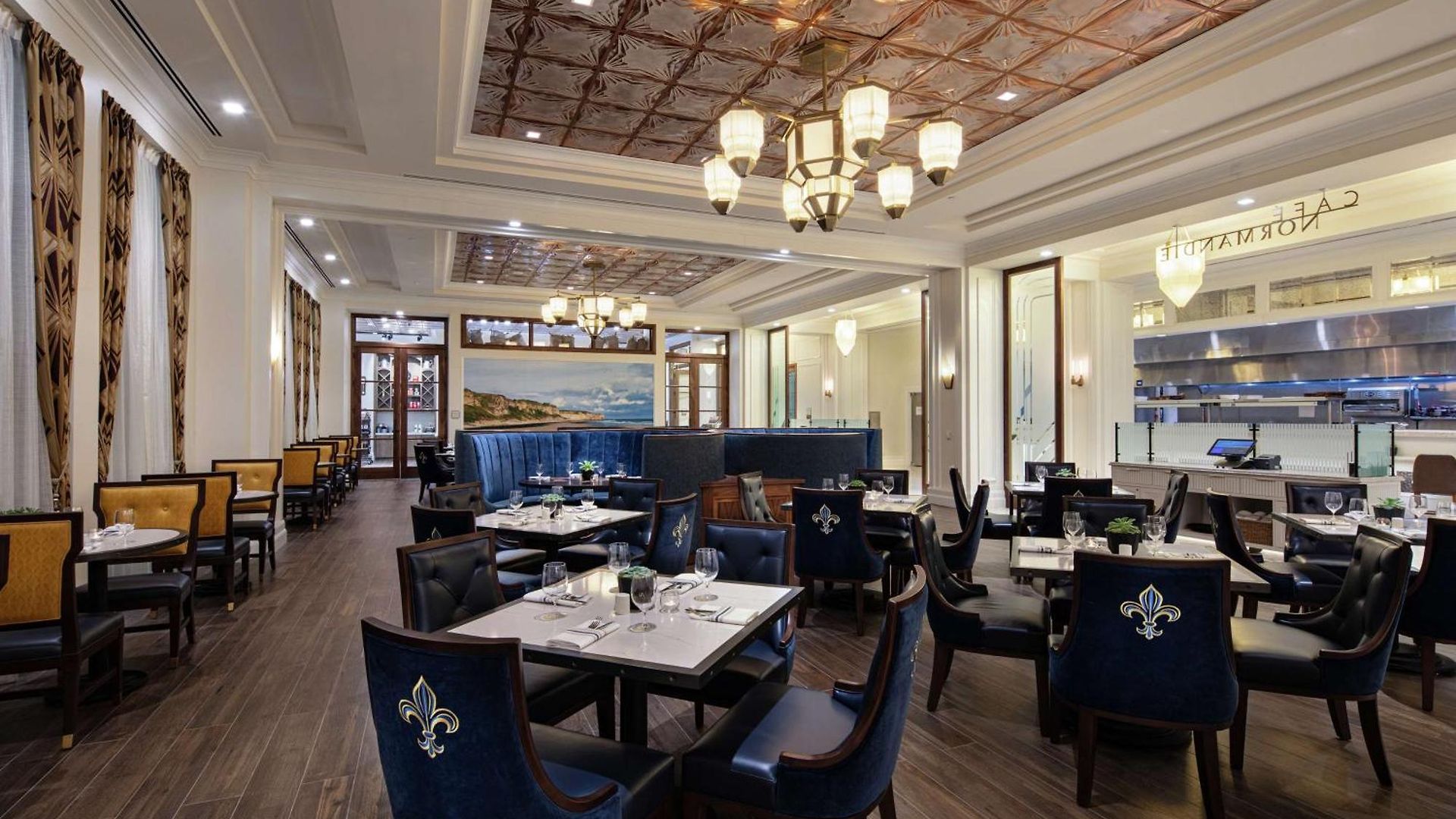 The Higgins New Orleans, Curio Collection By Hilton Hotel