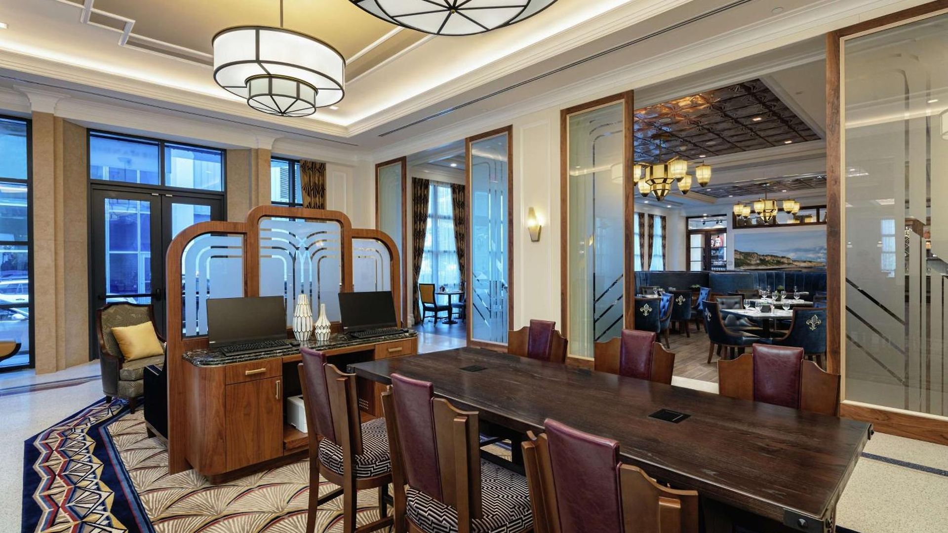 Hotel The Higgins New Orleans, Curio Collection By Hilton 4*