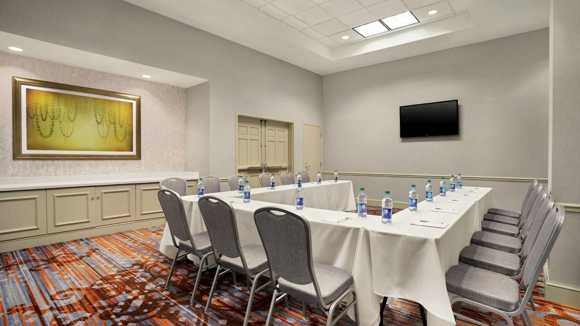 Hotel Hilton Garden Convention Center 3*
