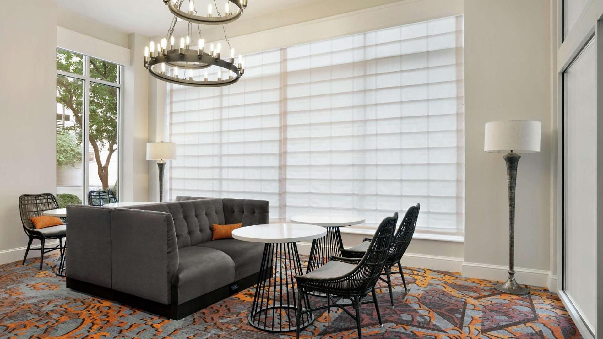 Hilton Garden Convention Center Hotel 3*