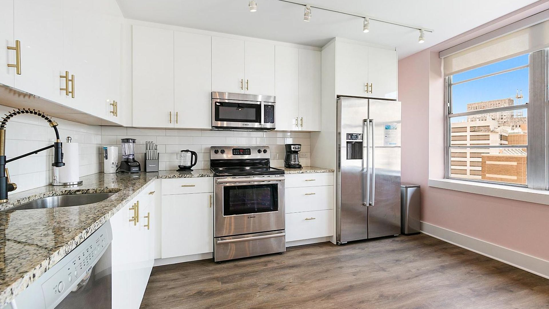 Apartment Exquisite 4 Bedroom Luxury Just Steps From The French Quarter *