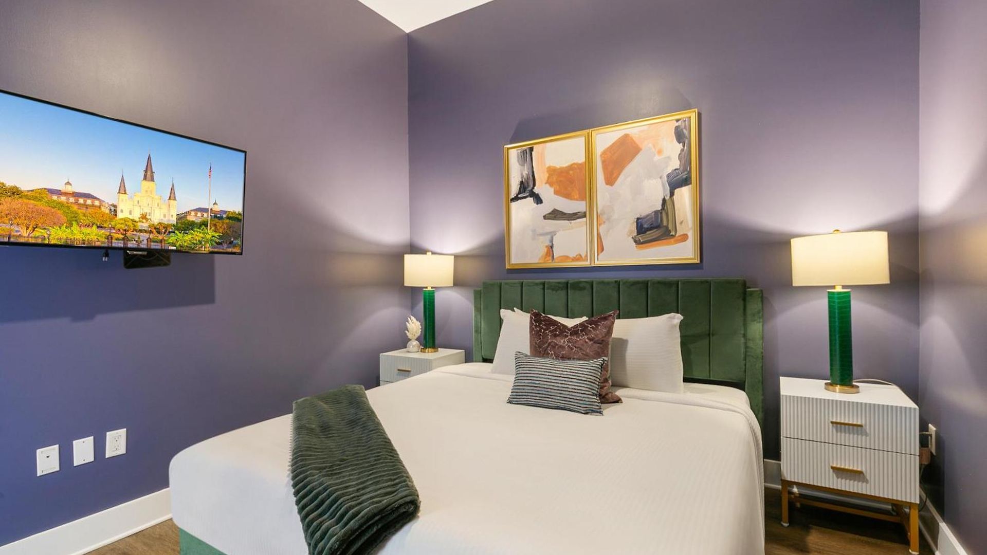Exquisite 4 Bedroom Luxury Just Steps From The French Quarter