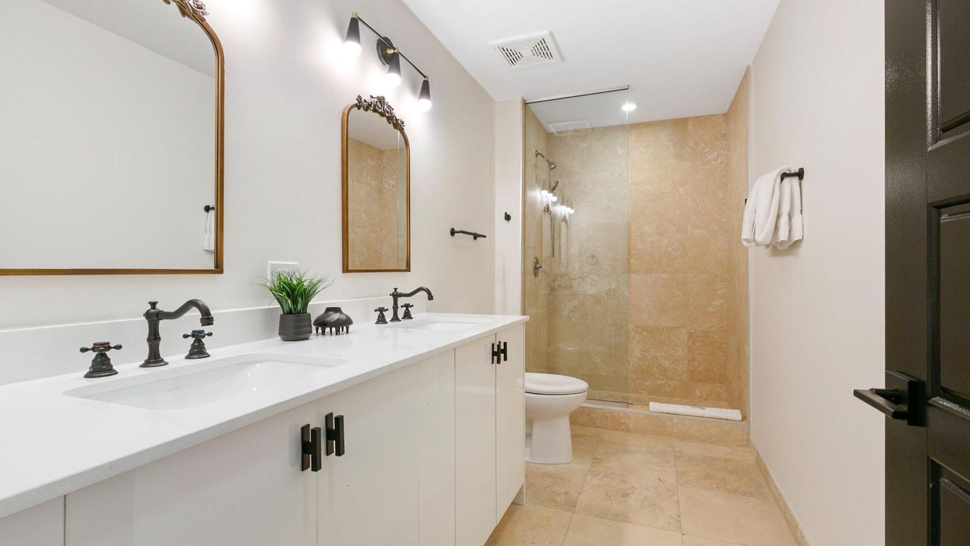 Apartment Exquisite 4 Bedroom Luxury Just Steps From The French Quarter New Orleans