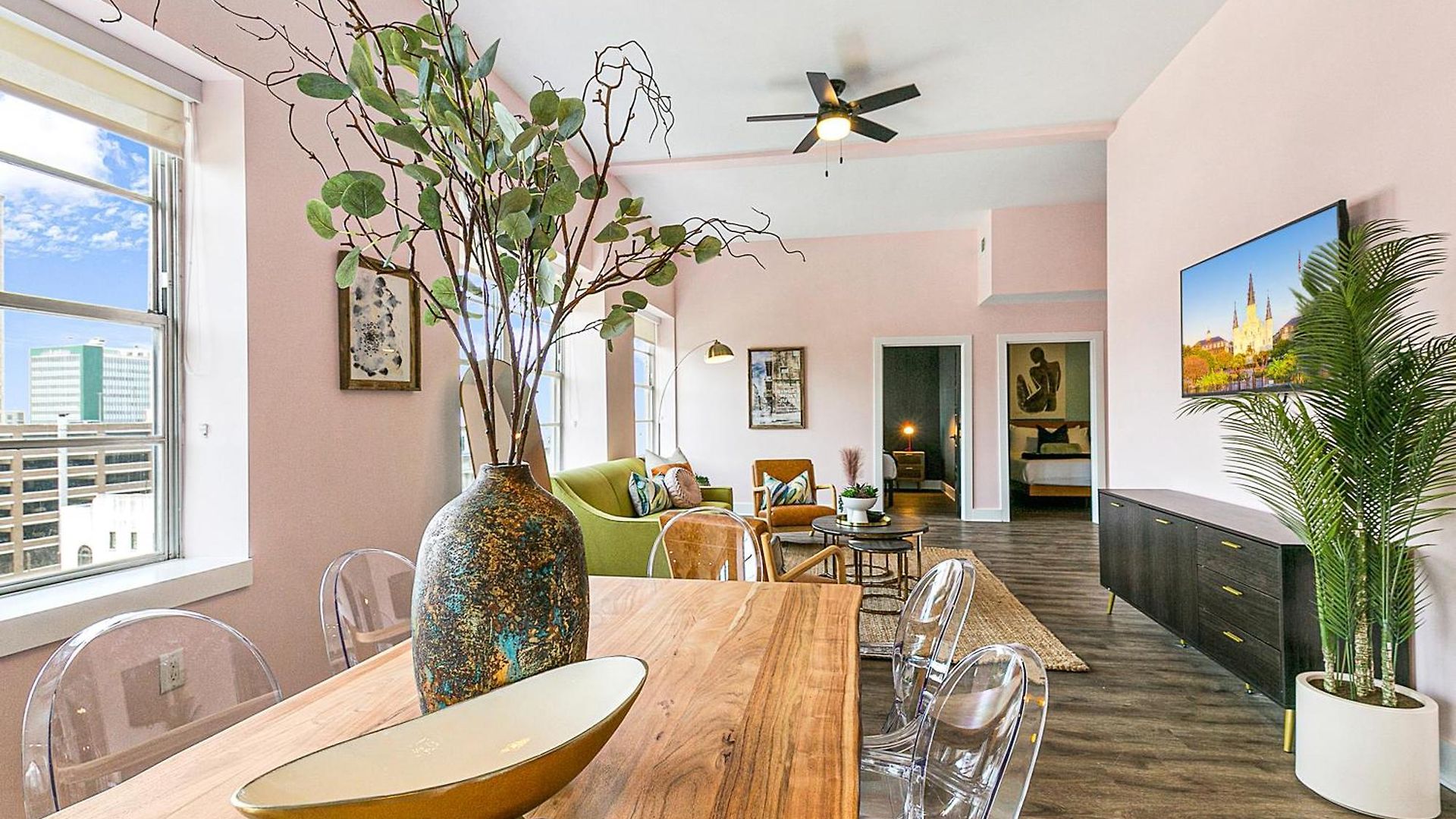 Exquisite 4 Bedroom Luxury Just Steps From The French Quarter