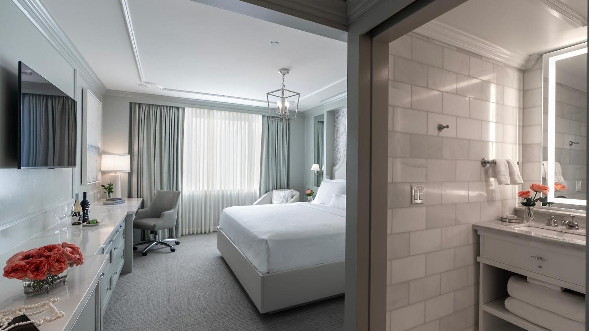 Monteleone Hotel 4*