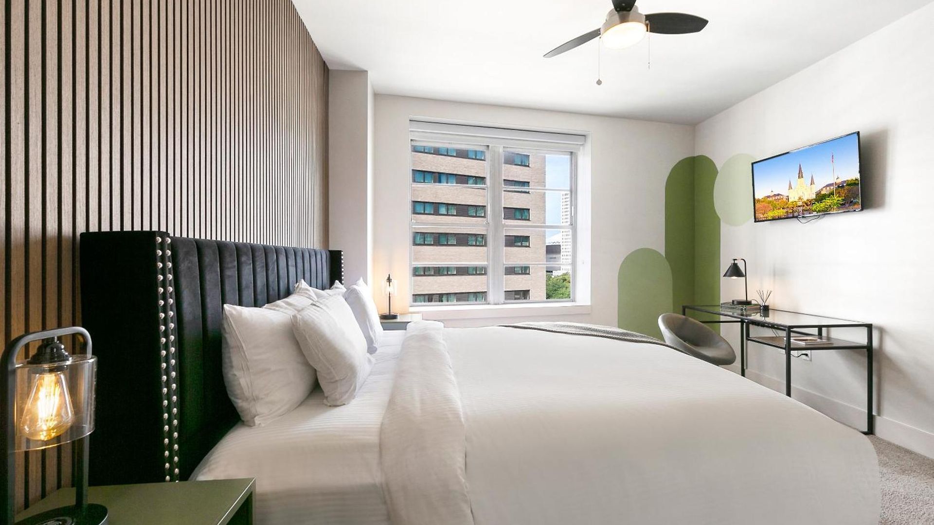 Luxury 2-bedroom Steps Away From The French Quarter New Orleans