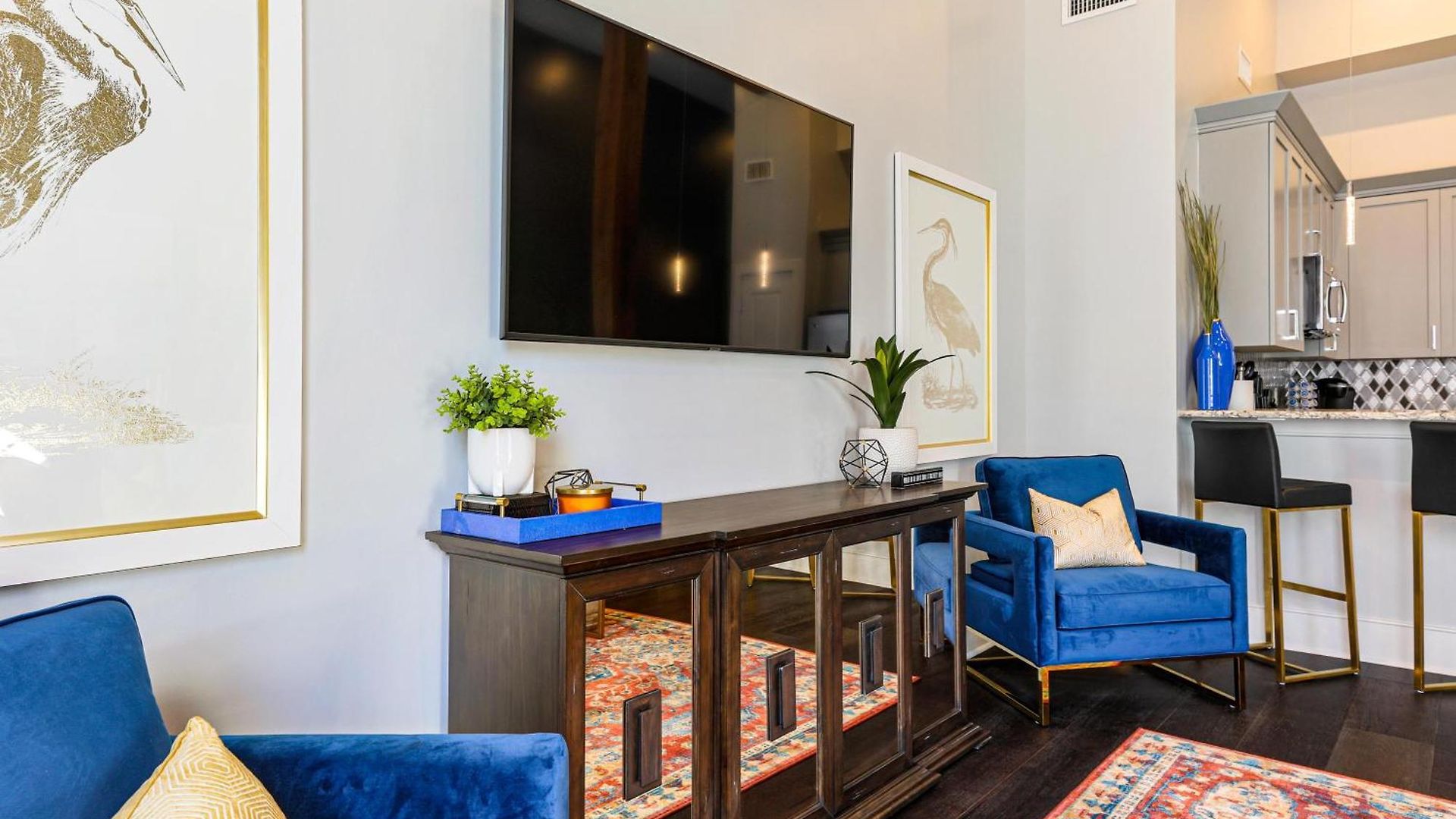 The Steamboat Apartment New Orleans
