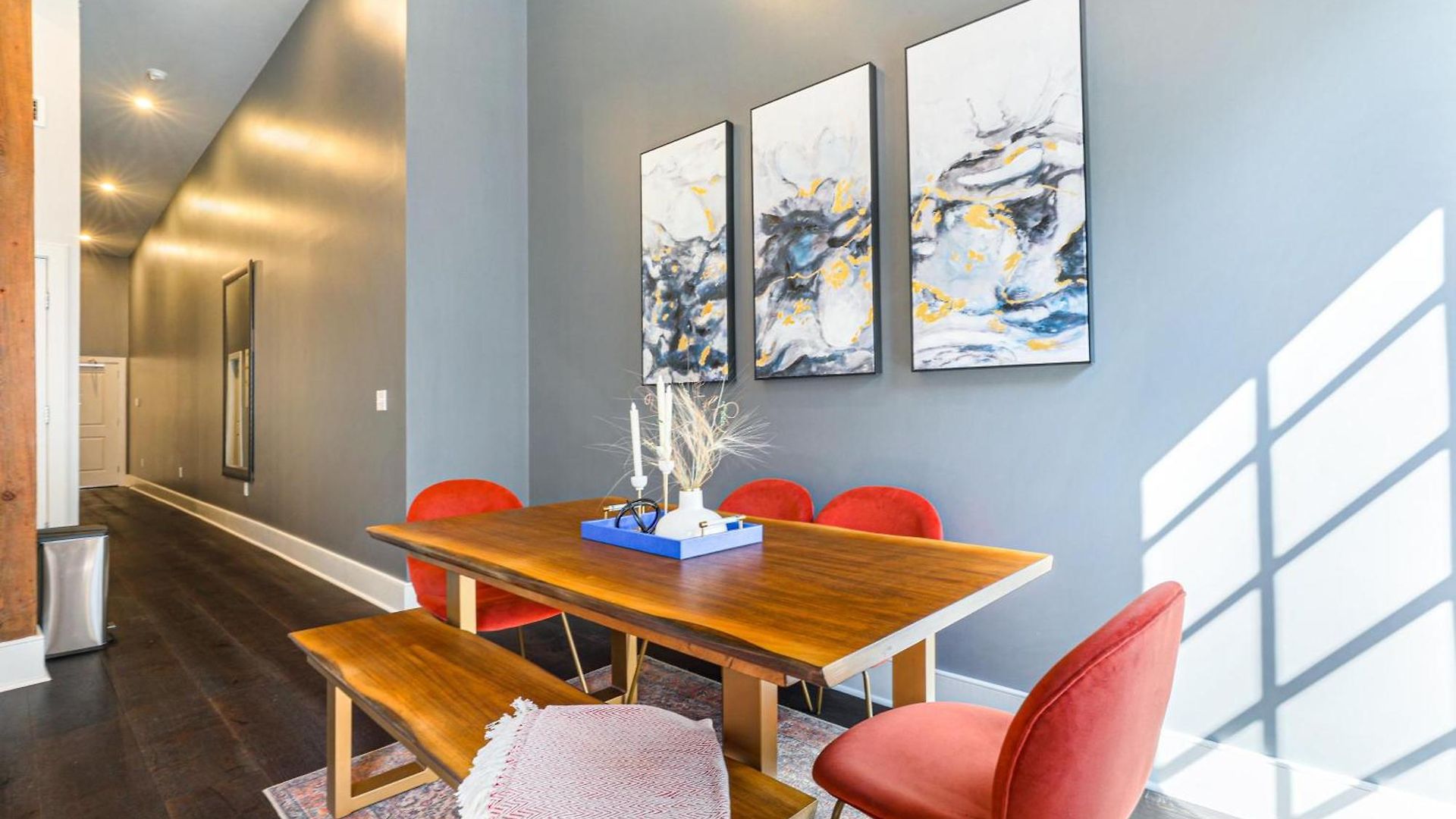 The Steamboat Apartment
