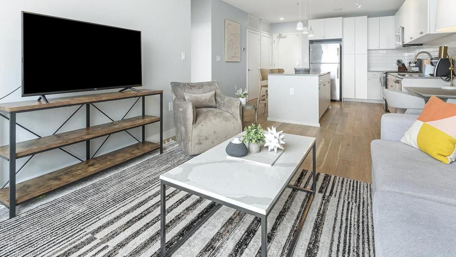 Landing Modern With Amazing Amenities Apartment New Orleans