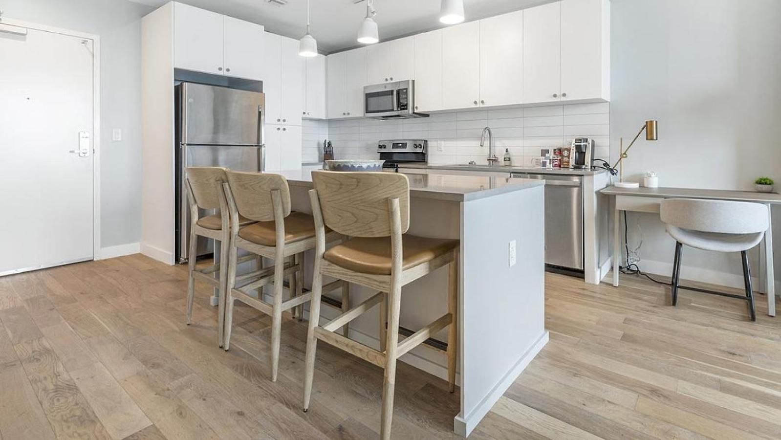 Landing Modern With Amazing Amenities Apartment New Orleans