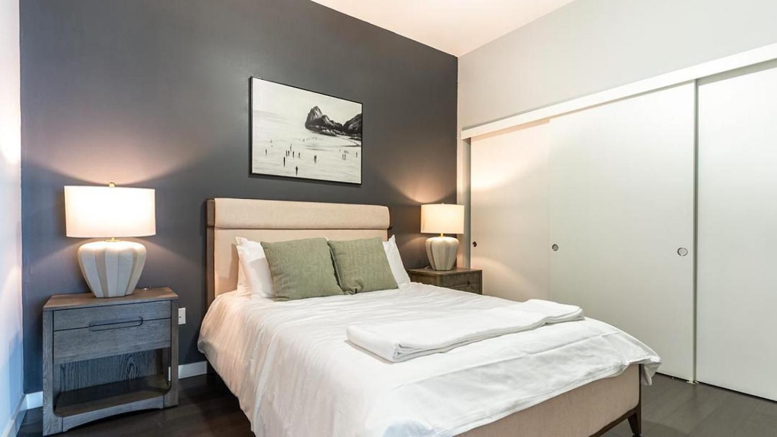 Landing Modern With Amazing Amenities *