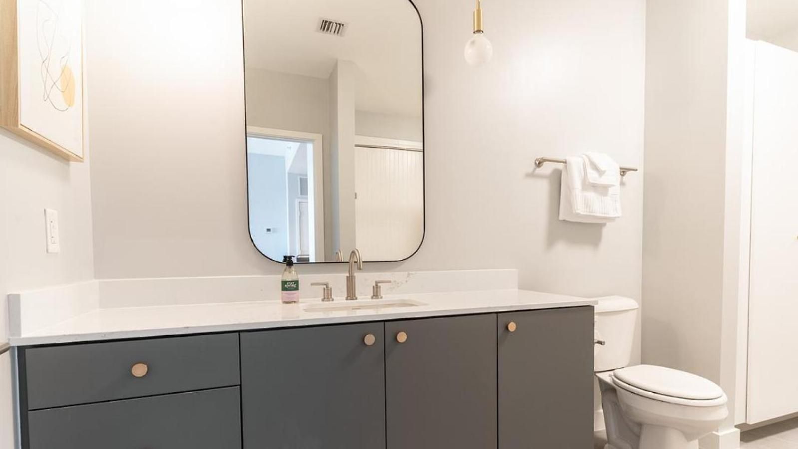 Landing Modern With Amazing Amenities Apartment New Orleans