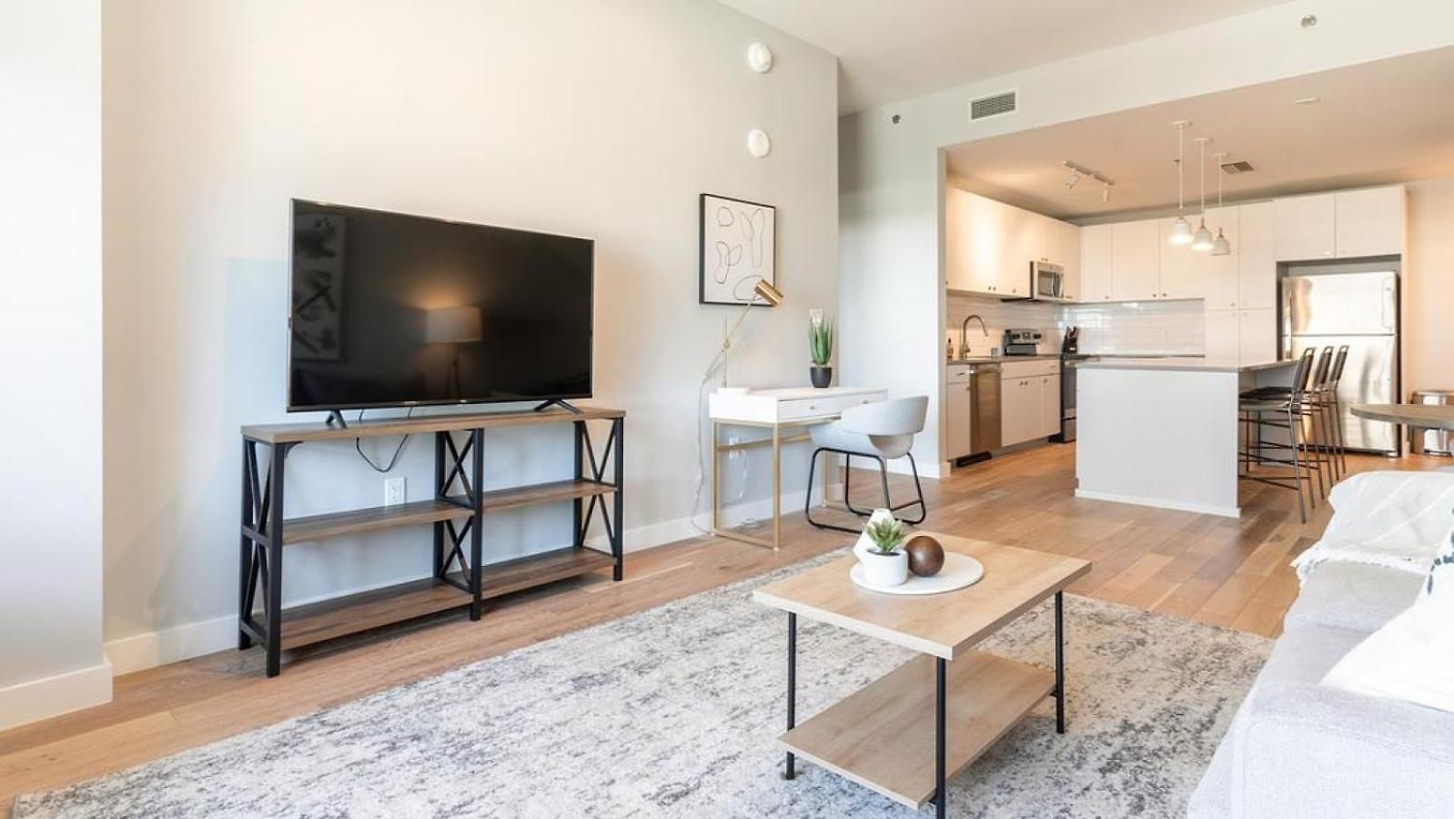 Landing Modern With Amazing Amenities Apartment New Orleans