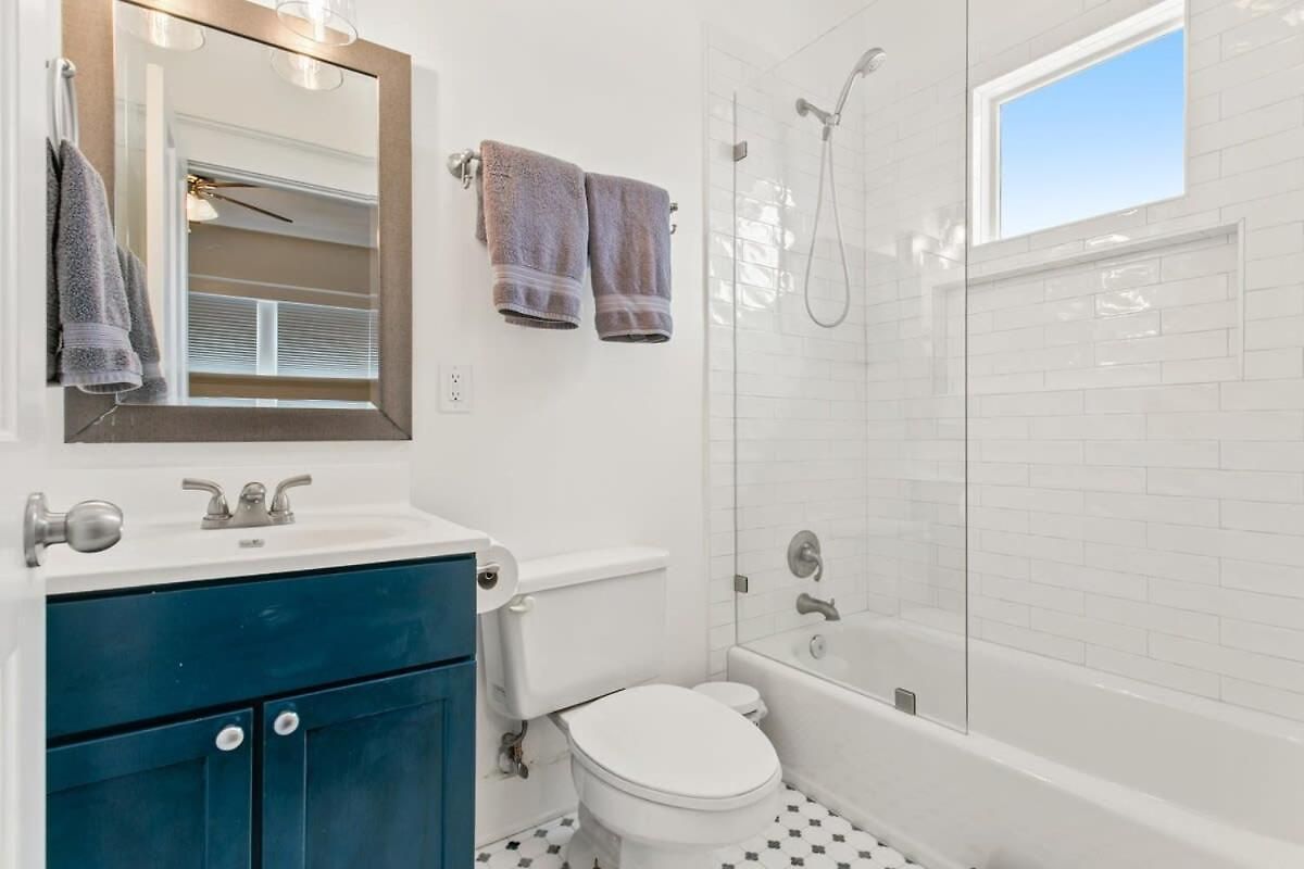Apartment Stunning 2bd Luxury Perfect Nola Location *
