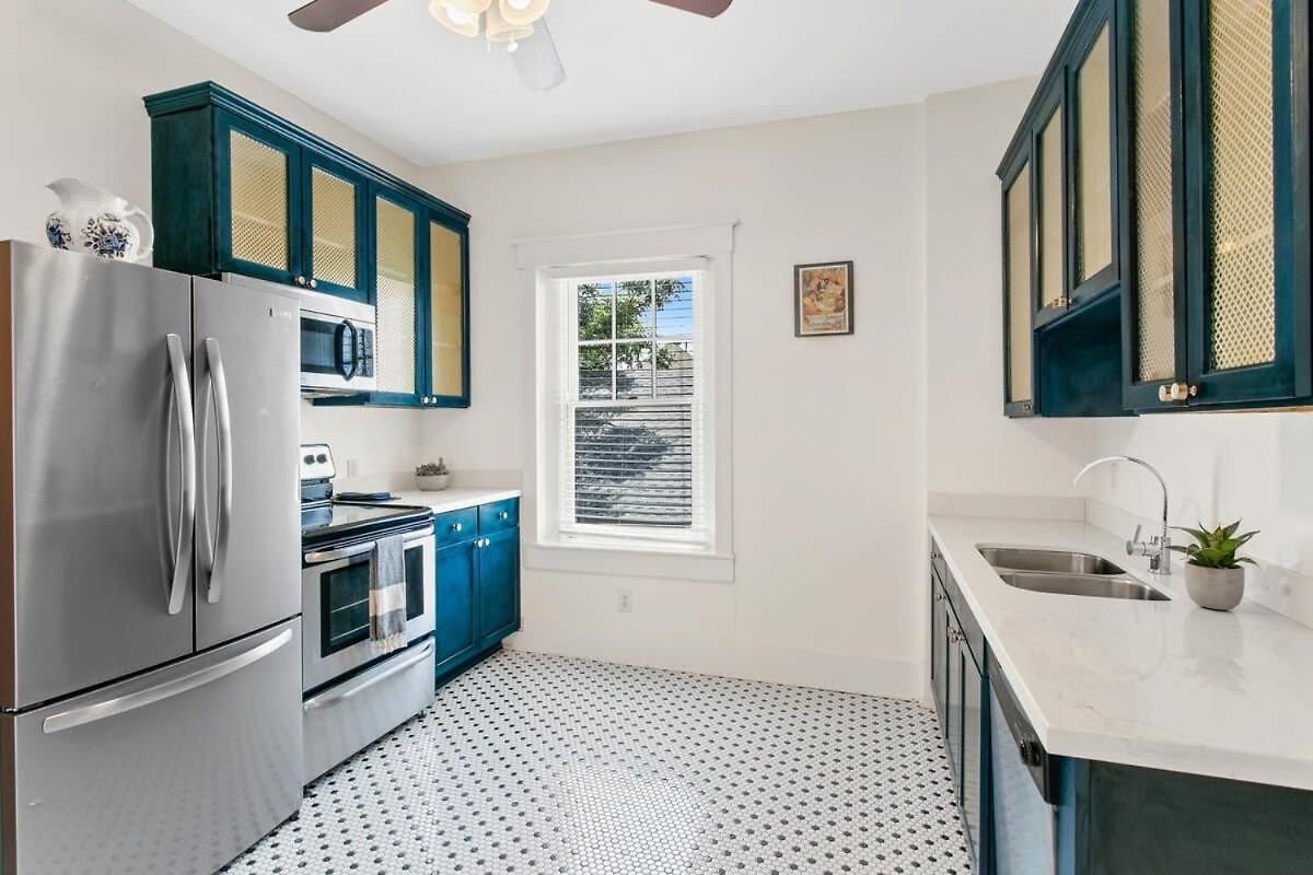 Stunning 2bd Luxury Perfect Nola Location * New Orleans