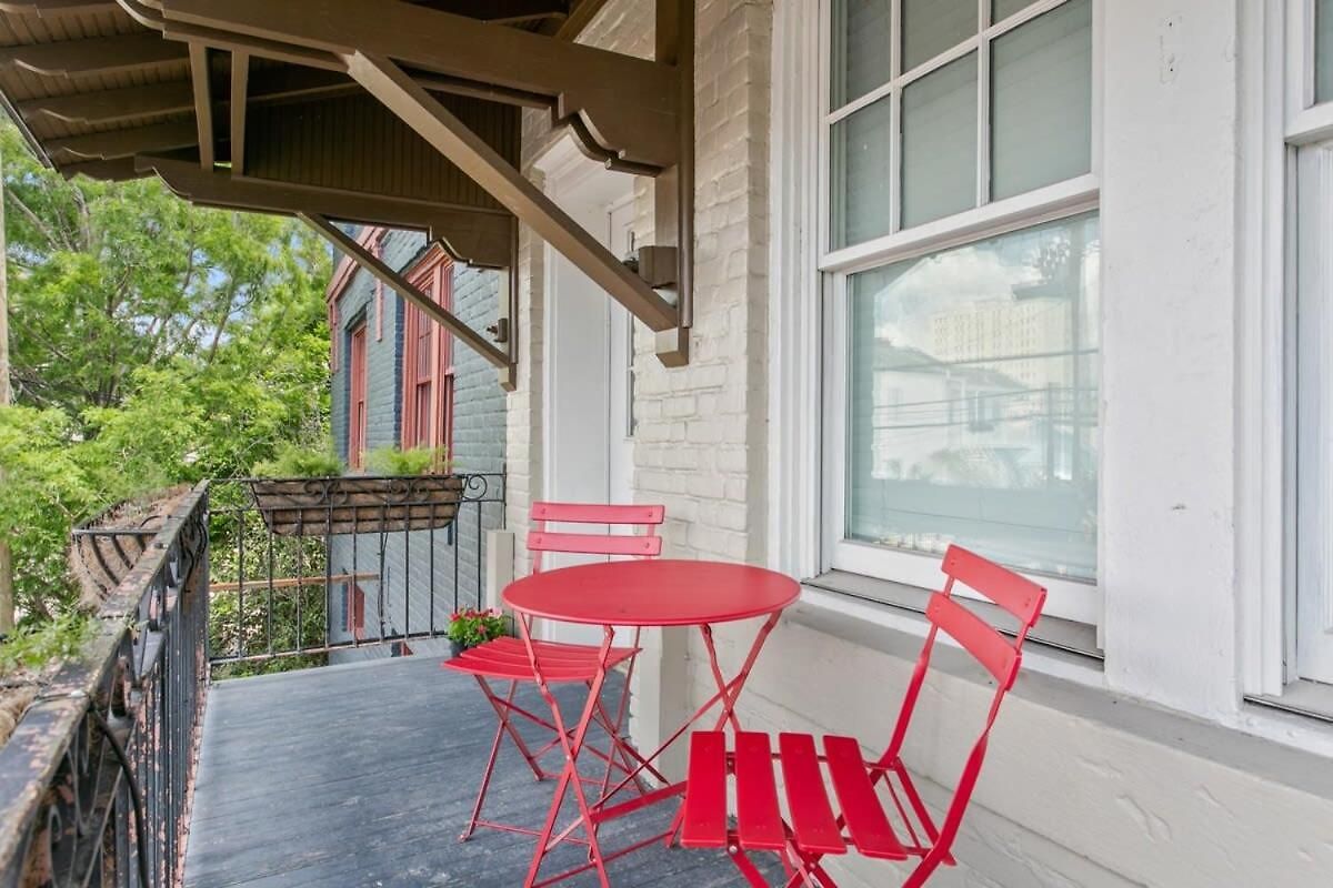 Apartment Stunning 2bd Luxury Perfect Nola Location