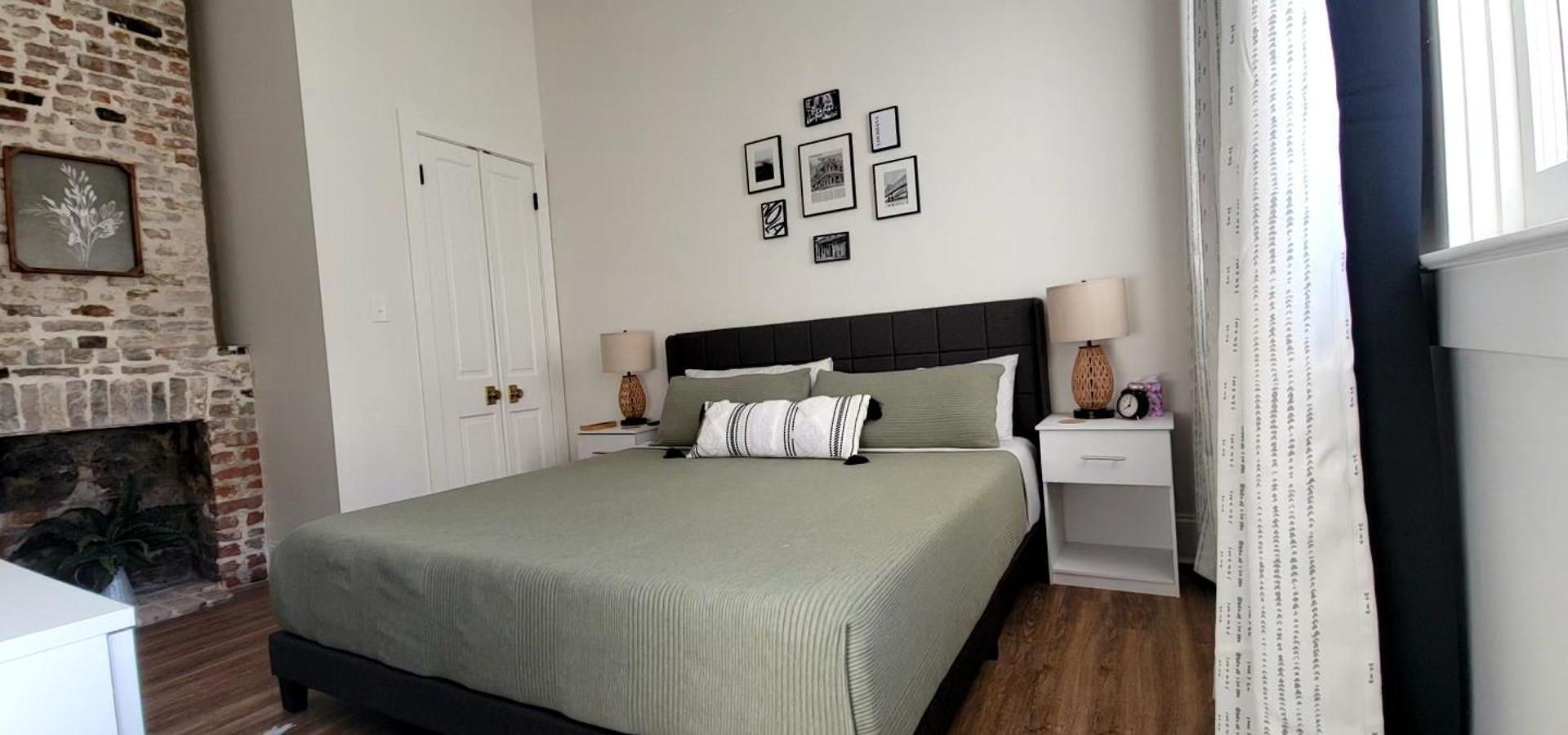 Villa Entire Spacious Vacation - 1 Mile To Attractions *