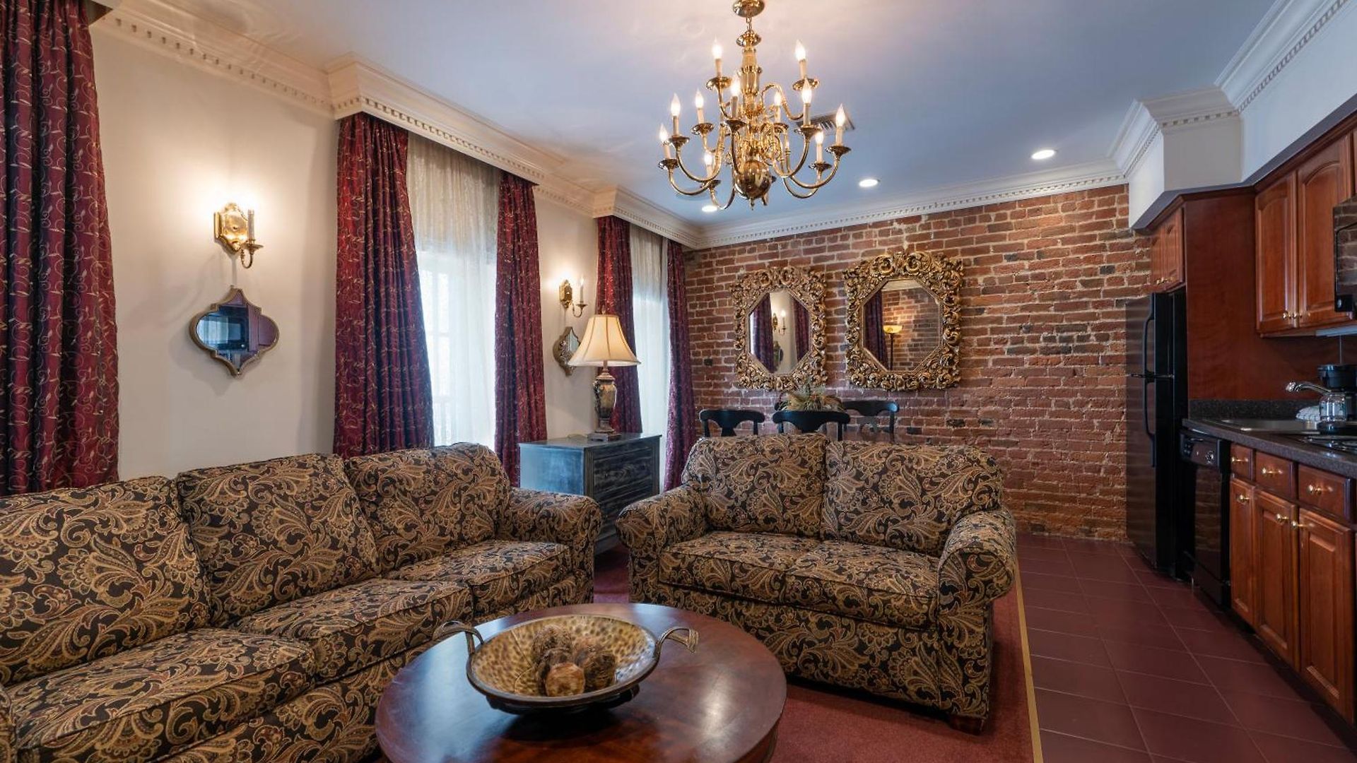 Hotel Quarter House 3*