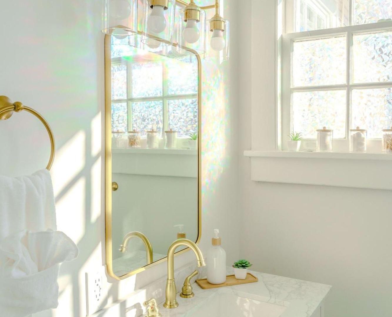 Serene 4 Bedroom Near French Quarter With Wi-fi And Parking