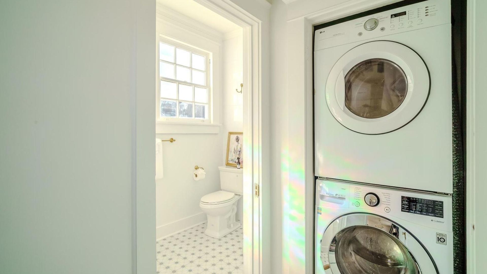 Serene 4 Bedroom Near French Quarter With Wi-fi And Parking Holiday home *