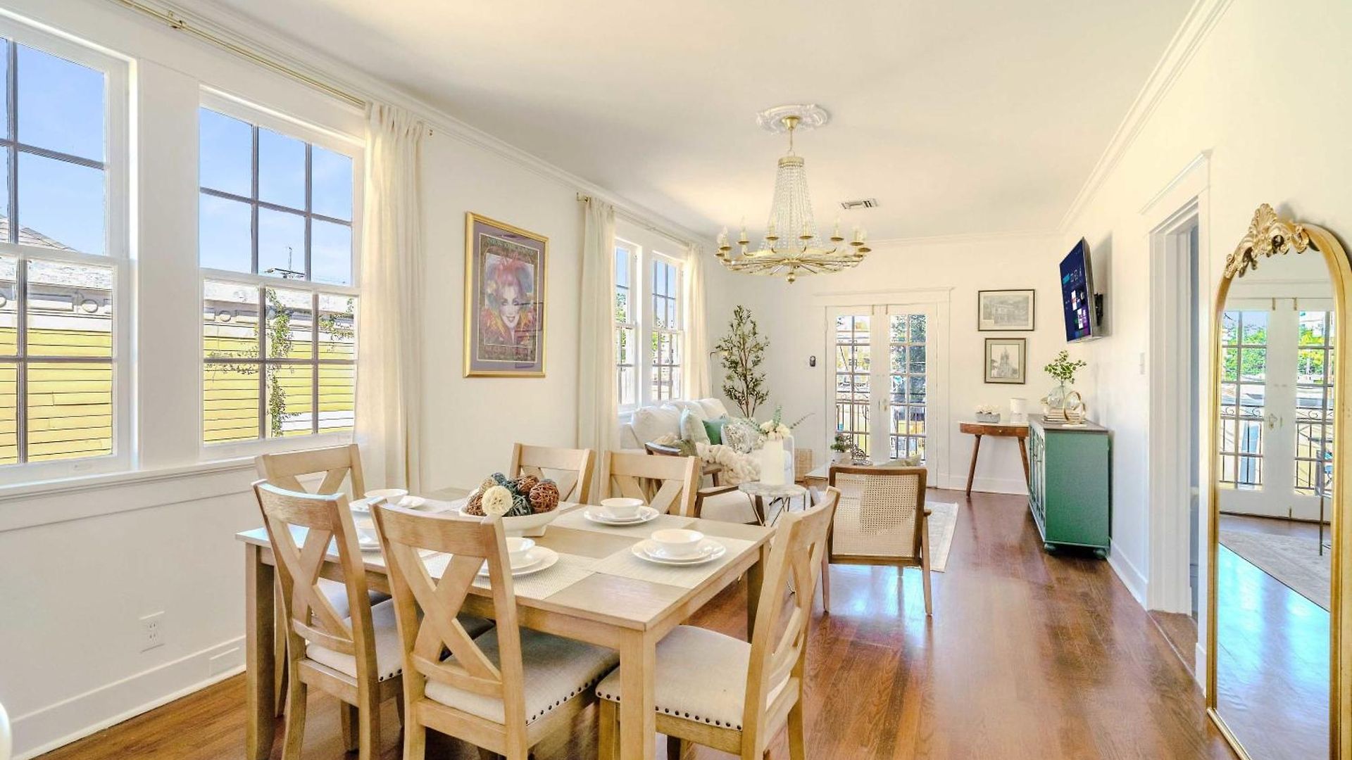 Holiday home Serene 4 Bedroom Near French Quarter With Wi-fi And Parking New Orleans
