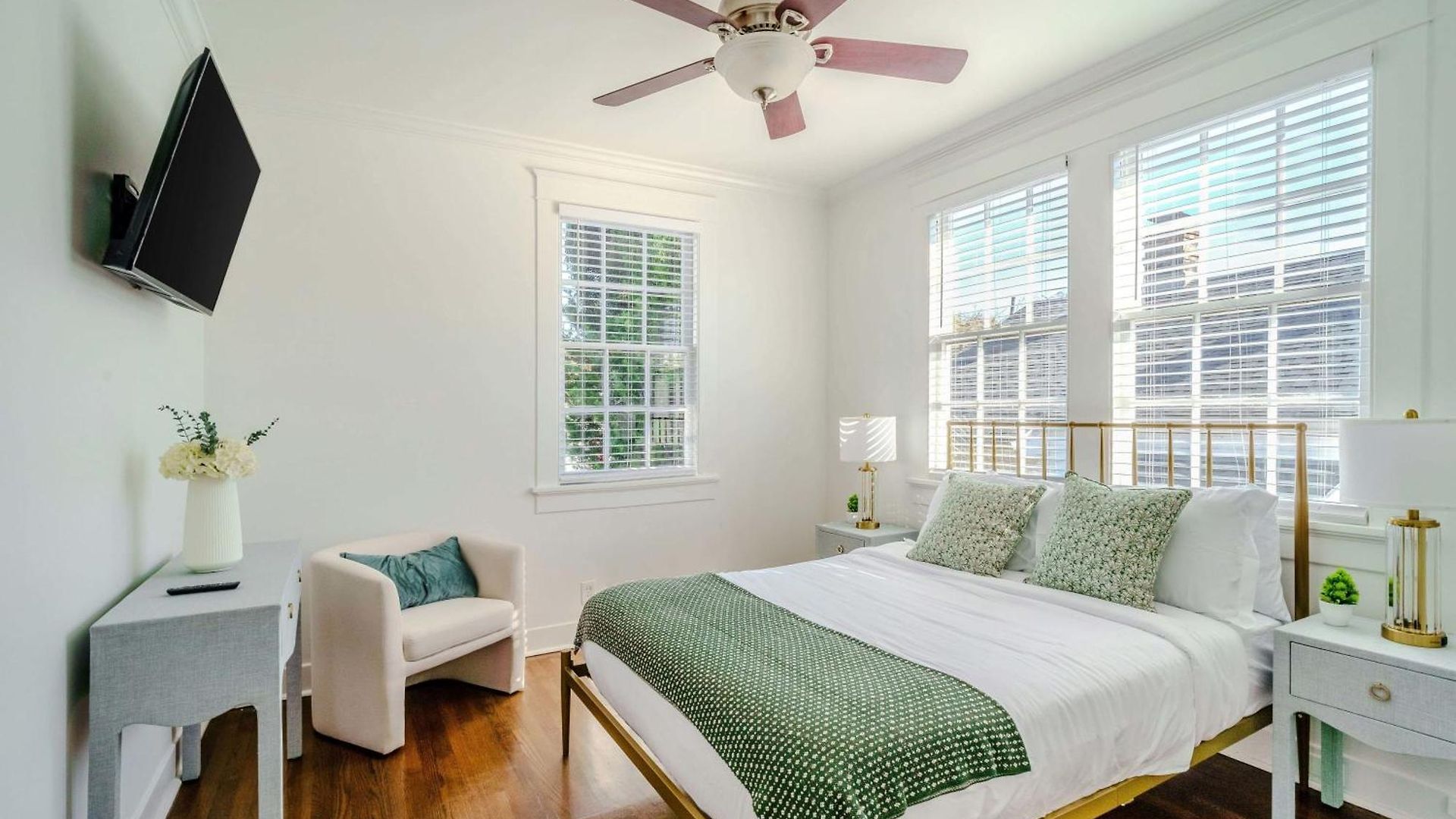 Serene 4 Bedroom Near French Quarter With Wi-fi And Parking * New Orleans
