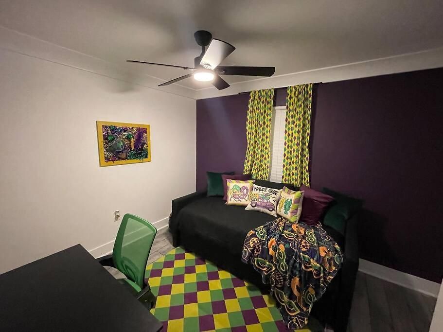 Holiday home Mardigras Modern 4bedrm Wi-fi Free Parking