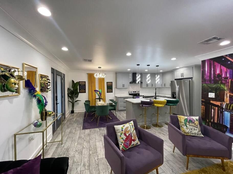 Holiday home Mardigras Modern 4bedrm Wi-fi Free Parking