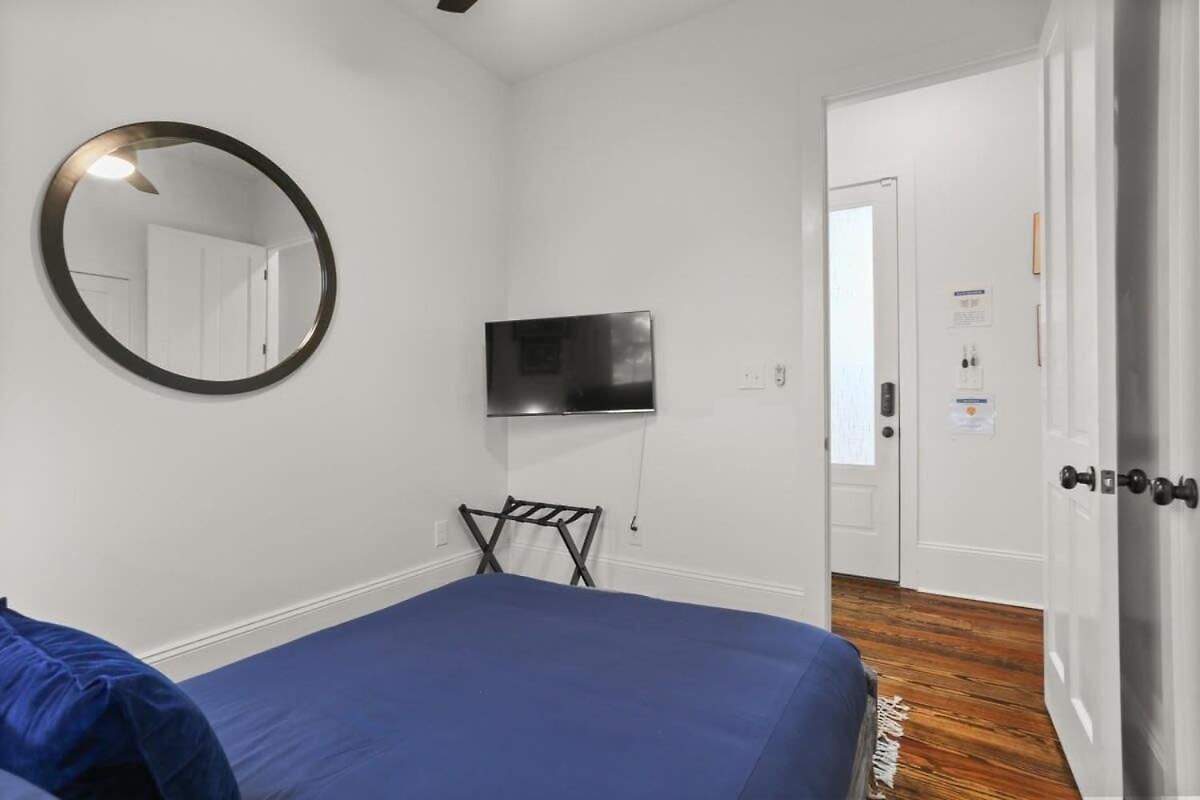 Holiday home Luxury 4bd With Pool And Off Street Parking *