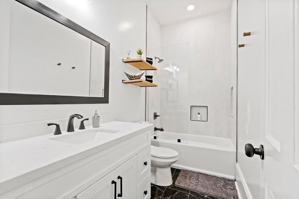 Luxury 4bd With Pool And Off Street Parking * New Orleans