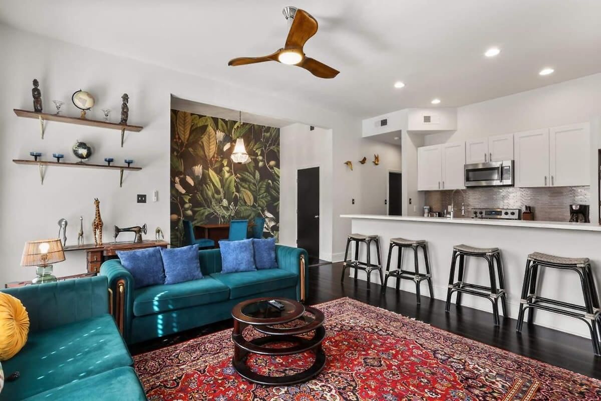 Apartment Stylish 2-bedroom In Garden District *