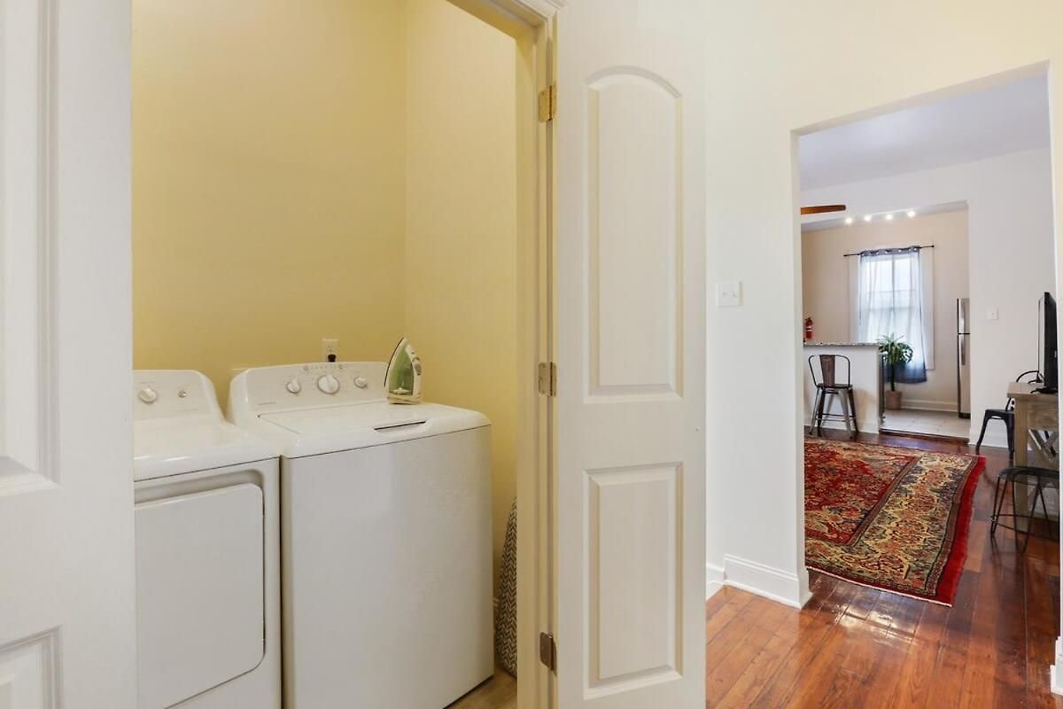 3 Bb Urban Oasis W Private Parking &amazing Patio Holiday home