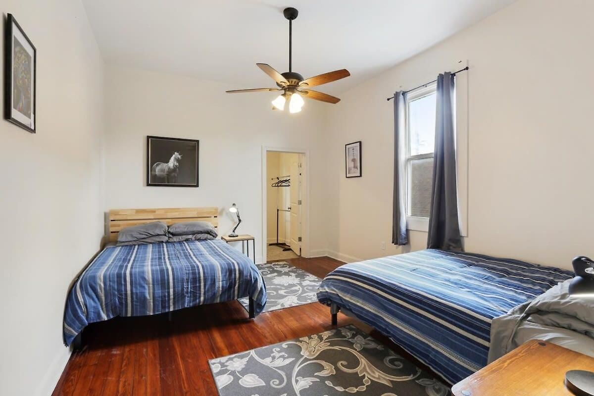 3 Bb Urban Oasis W Private Parking &amazing Patio Holiday home *