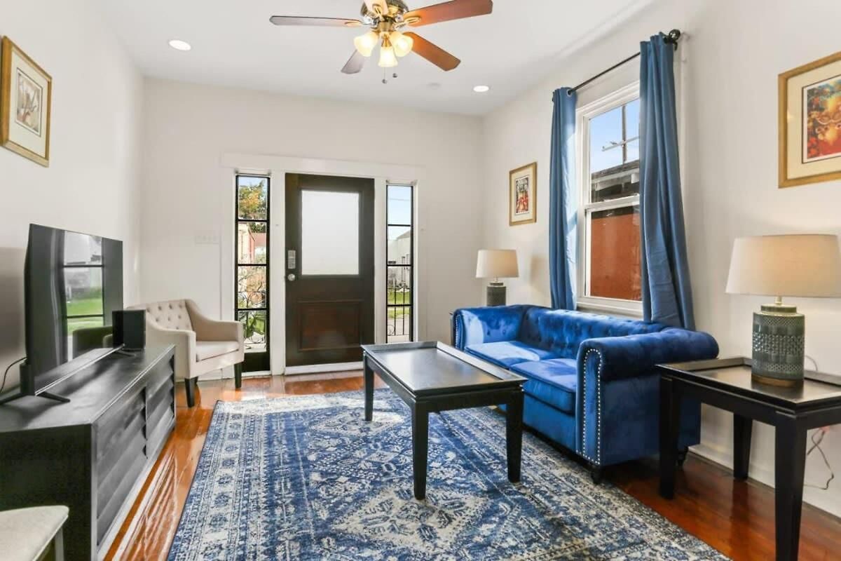 Apartment Pristine And Comfy Mid-city 2bd 1ba