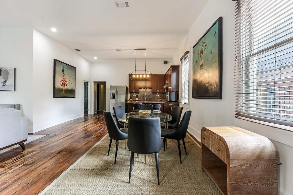 Apartment 5bed Streetcar Retreat W Outdoor Entertaining *