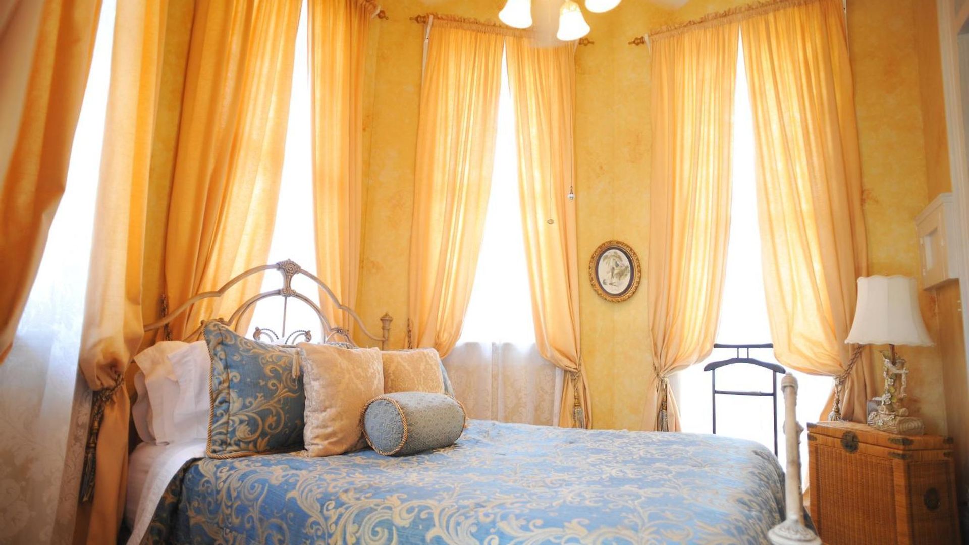Bed & Breakfast Hh Whitney House - A On The Historic Esplanade 4*
